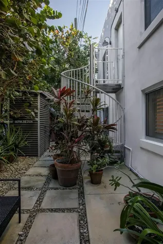 1360 SW 14th Street Miami FL 33145