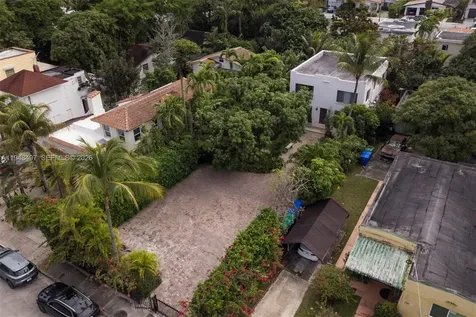 1360 SW 14th Street Miami FL 33145