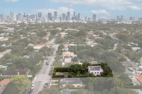 1360 SW 14th Street Miami FL 33145
