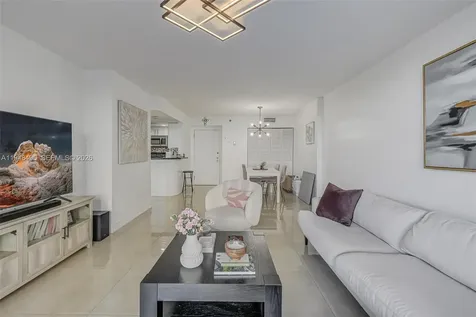 770 Claughton Island Drive Miami FL 33131