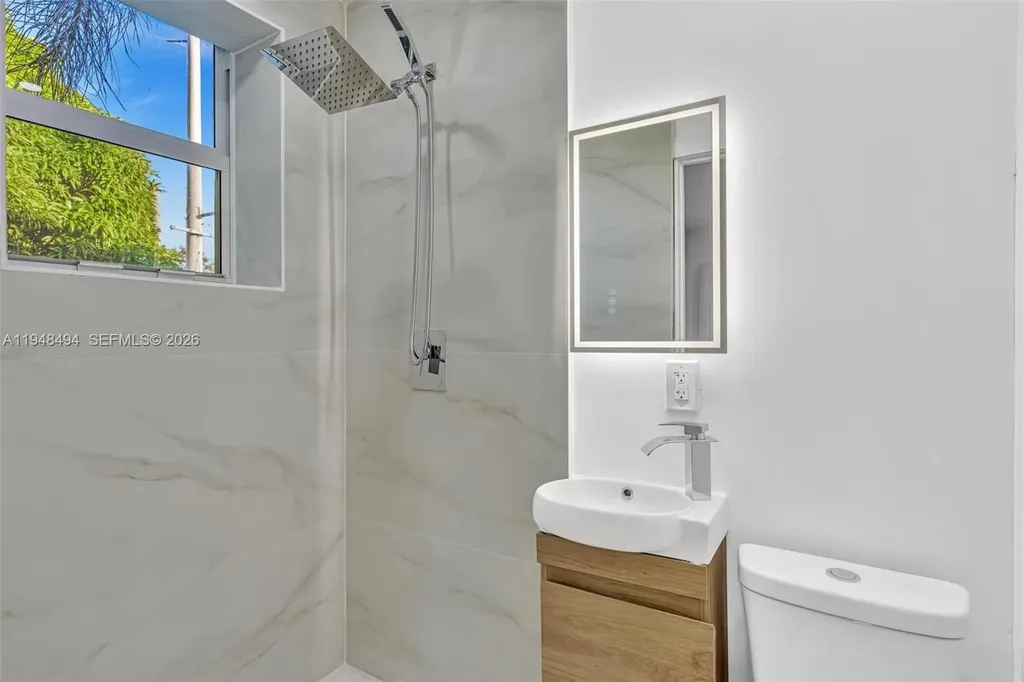 709 SW 4th Court Fort Lauderdale FL 33315