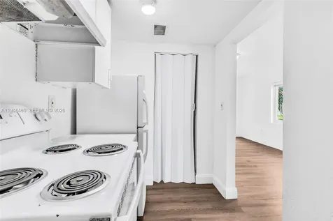 8329 NW 5th Avenue Miami FL 33150