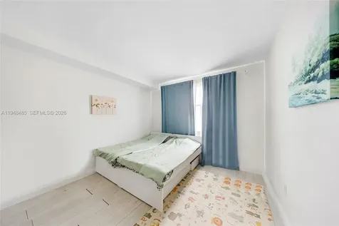 17145 N Bay Road Sunny Isles Beach FL 33160