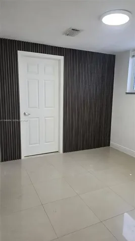 201 E 44th Street Hialeah FL 33013