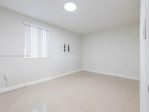 201 E 44th Street Hialeah FL 33013