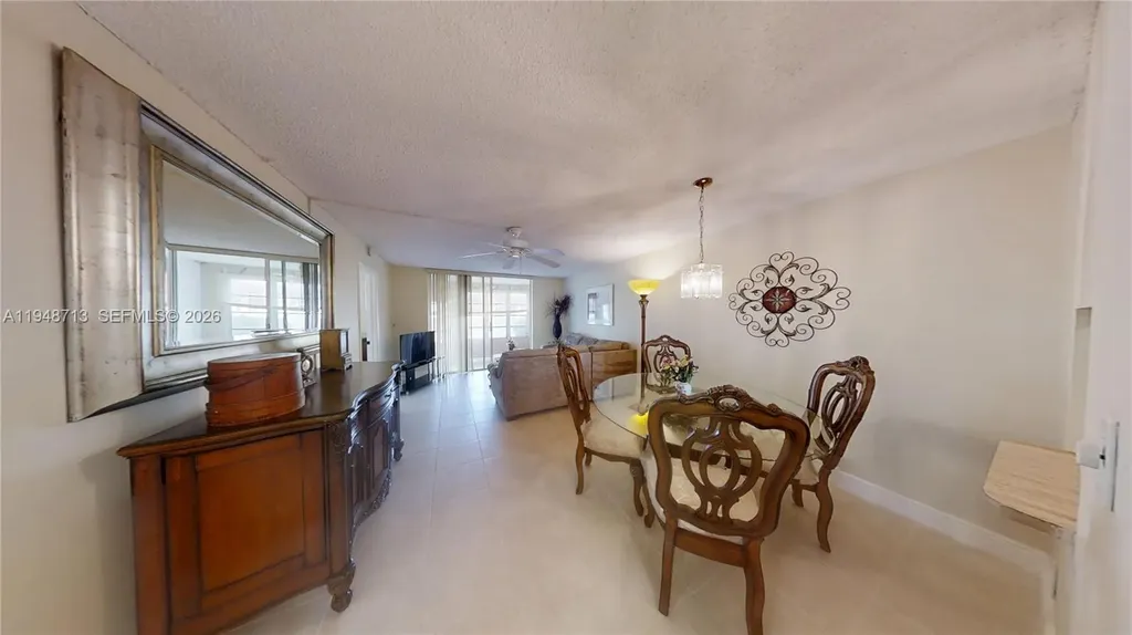 2800 W Sunrise Lakes Drive Sunrise FL 33322