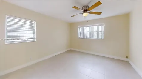 2800 W Sunrise Lakes Drive Sunrise FL 33322