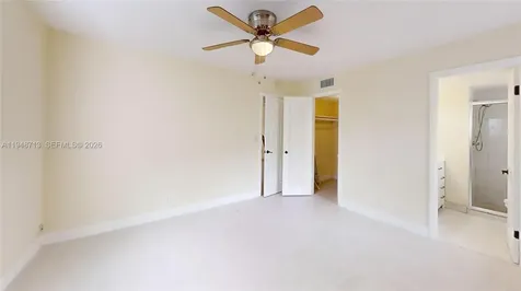2800 W Sunrise Lakes Drive Sunrise FL 33322