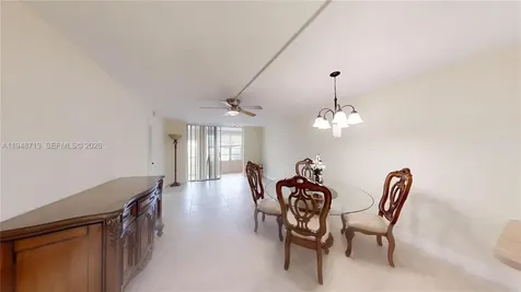 2800 W Sunrise Lakes Drive Sunrise FL 33322