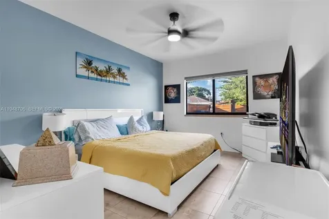 407 NW 9th Court Homestead FL 33030