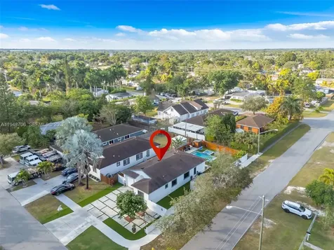 407 NW 9th Court Homestead FL 33030