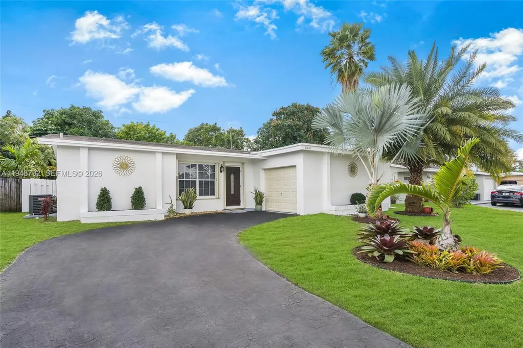 8440 NW 28th Place Sunrise FL 33322