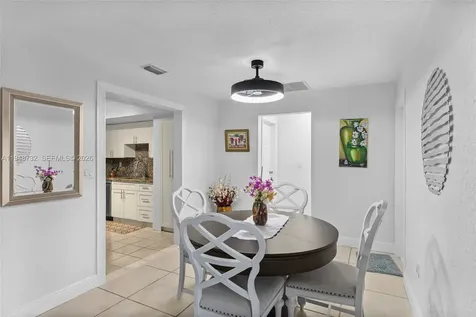 8440 NW 28th Place Sunrise FL 33322
