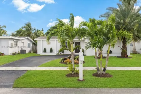 8440 NW 28th Place Sunrise FL 33322