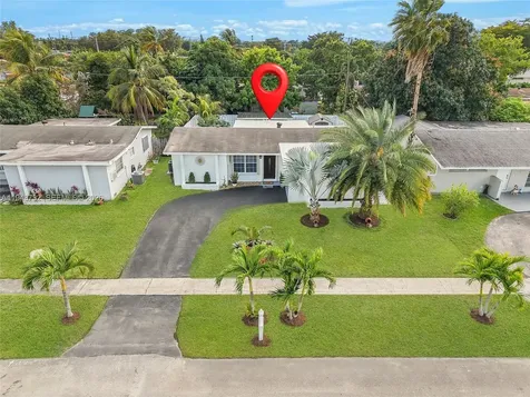 8440 NW 28th Place Sunrise FL 33322