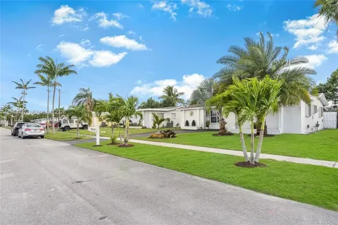 8440 NW 28th Place Sunrise FL 33322