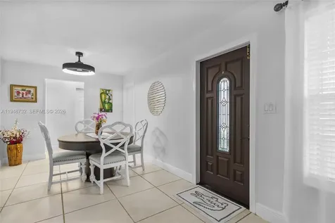 8440 NW 28th Place Sunrise FL 33322