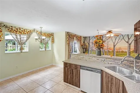 5502 SW 162nd Place Miami FL 33185