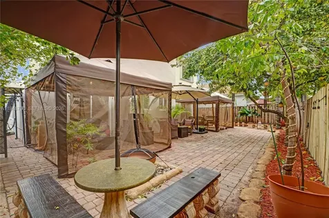5502 SW 162nd Place Miami FL 33185