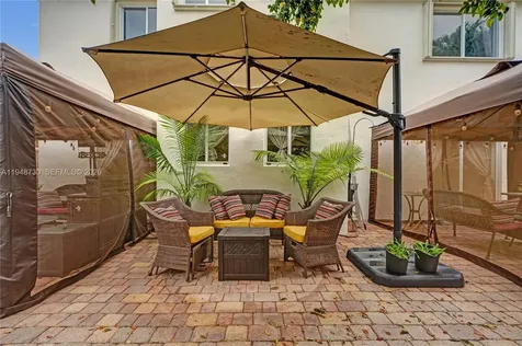 5502 SW 162nd Place Miami FL 33185