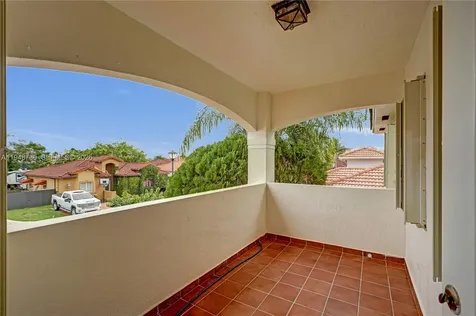 5502 SW 162nd Place Miami FL 33185