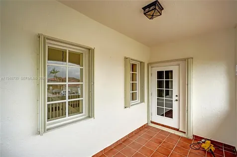 5502 SW 162nd Place Miami FL 33185