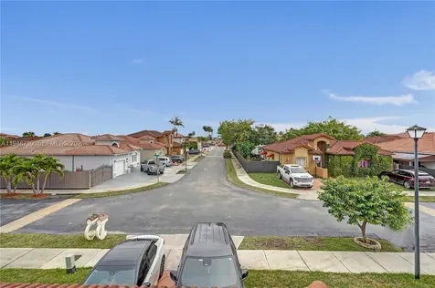 5502 SW 162nd Place Miami FL 33185