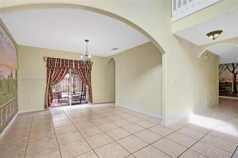 5502 SW 162nd Place Miami FL 33185
