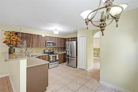 5502 SW 162nd Place Miami FL 33185