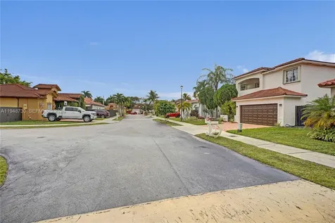 5502 SW 162nd Place Miami FL 33185