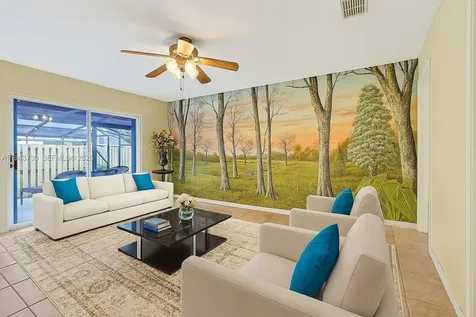 5502 SW 162nd Place Miami FL 33185