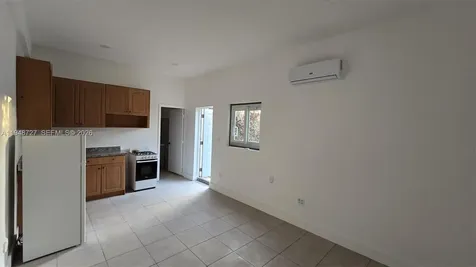 950 NW 149th Terrace Miami FL 33168