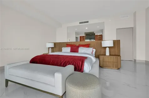 700 NE 24 Miami FL 33137