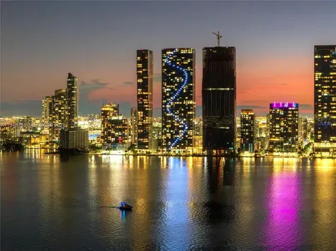 700 NE 24 Miami FL 33137