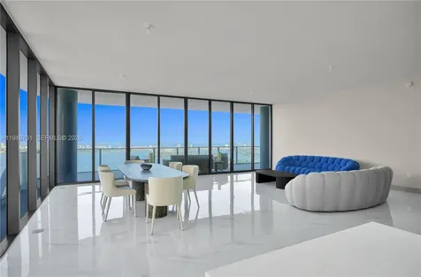700 NE 24 Miami FL 33137