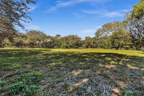 7665 Davie Road Extension Davie FL 33024