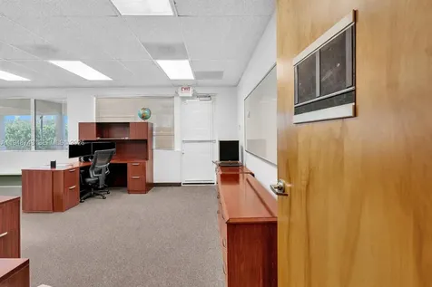 7665 Davie Road Extension Davie FL 33024
