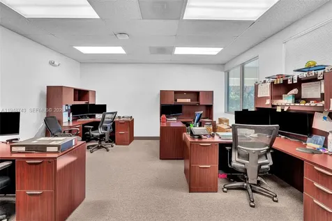 7665 Davie Road Extension Davie FL 33024
