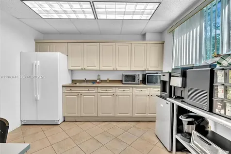 7665 Davie Road Extension Davie FL 33024