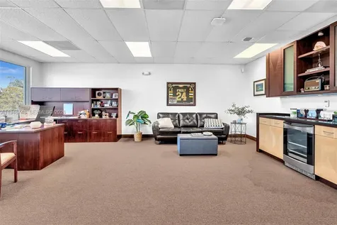 7665 Davie Road Extension Davie FL 33024