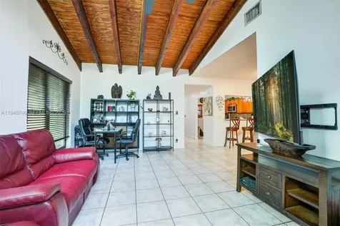 9770 NW 15th Street Pembroke Pines FL 33024