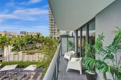 121 NE 34th Street Miami FL 33137