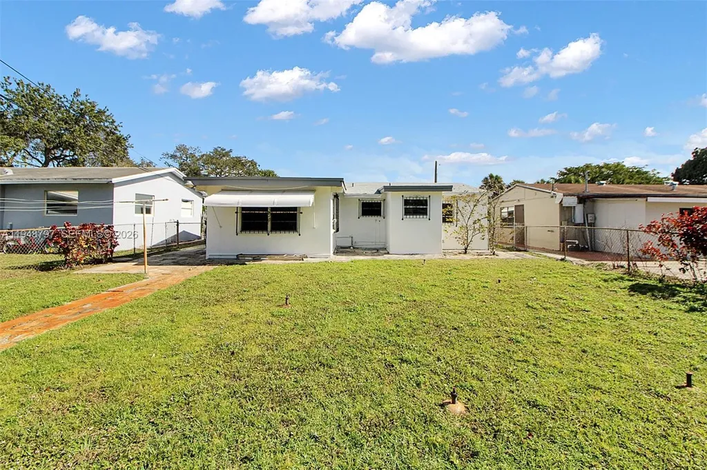 1311 SW 33rd Terrace Fort Lauderdale FL 33312