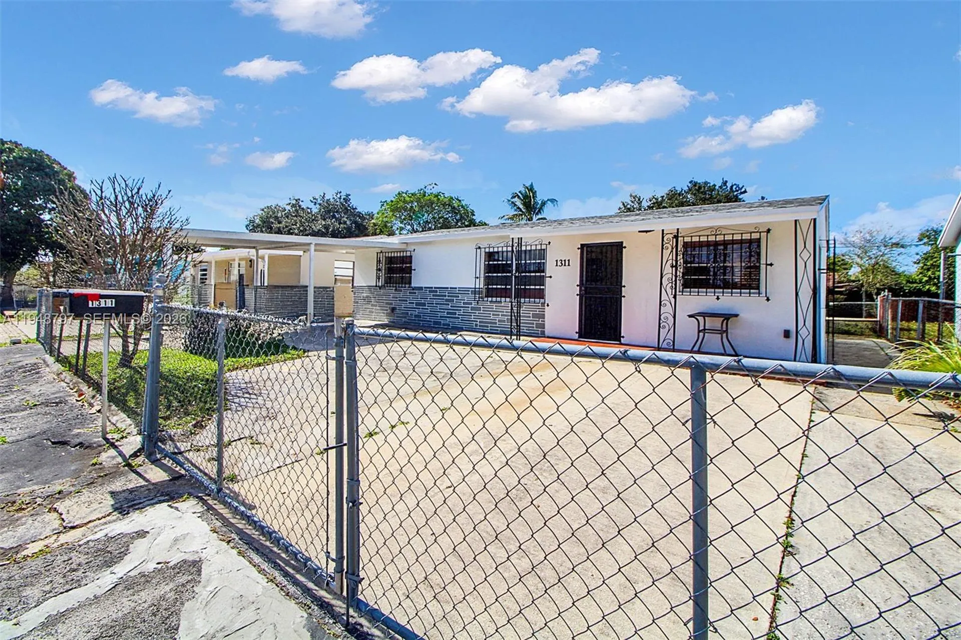 1311 SW 33rd Terrace Fort Lauderdale FL 33312