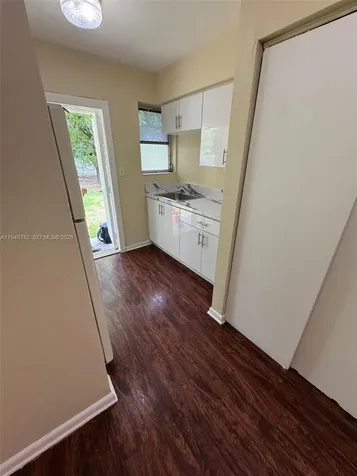 844 NW 18th Avenue Fort Lauderdale FL 33311