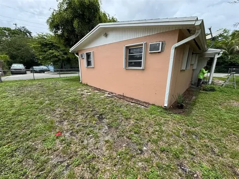 844 NW 18th Avenue Fort Lauderdale FL 33311