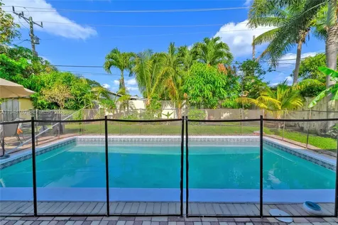 1480 SW 5th Avenue Deerfield Beach FL 33441