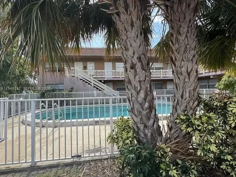 241 SE 9th Avenue Pompano Beach FL 33060