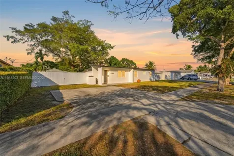 11065 SW 52nd Drive Miami FL 33165