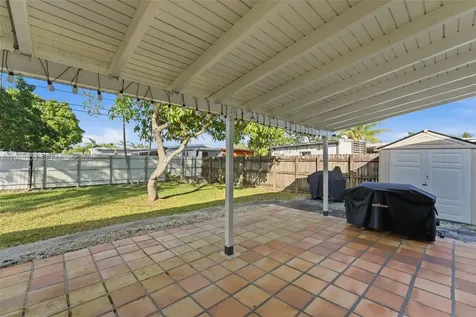 11065 SW 52nd Drive Miami FL 33165